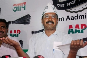 jitender tomar aap fake degree