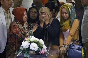 AirAsia flight QZ8501, AirAsia flight crash, Indonesia plane crash