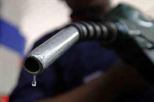 Despite deregulation, pvt sector slow to expand retail operations (Reuters)