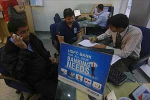HDFC, HDFC Bank, toll-free numbers, phone-banking assistance, forex card users