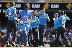 India vs England, India score, tri Series ODI