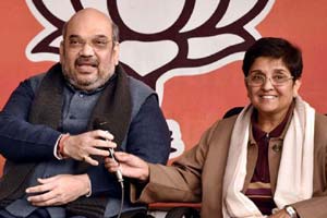 Kiran Bedi has two voter ID cards, EC inquiring how they were issued