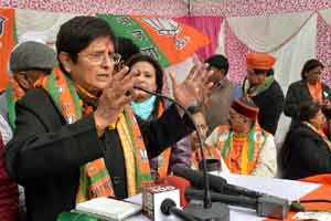 Kiran Bedi, Kiran Bedi BJP, Kiran Bedi throat infection, Kiran Bedi BJP campaign, BJP, BJP Kiran Bedi