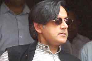 Shashi Tharoor, Shashi Tharoor wife, Shashi Tharoor news, Shashi Tharoor hospital, Shashi Tharoor Kerala, Sunanda Pushkar, sunanda pushkar death, sunanda pushkar news, sunanda pushkar Shashi Tharoor Shashi Tharoor, Shashi Tharoor wife, Shashi Tharoor news, Shashi Tharoor hospital, Shashi Tharoor Kerala, Sunanda Pushkar, sunanda pushkar death, sunanda pushkar news, sunanda pushkar Shashi Tharoor