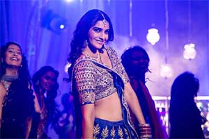 Dolly Ki Doli, Dolly Ki Doli review, Dolly Ki Doli Sonam Kapoor, Dolly Ki Doli movie review, Sonam Kapoor, Sonam Kapoor Dolly Ki Doli, Sonam Kapoor movie