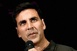 Akshay Kumar brothers movie review