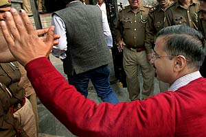 Aam Aadmi Party, Aam Aadmi party Mumbai, Aam Aadmi party Aarey colony