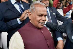 Nitish Kumar, Jitan Ram Manjhi, JD (U), Bihar assembly speaker, Jitan Ram Manjhi sacked, Nitish Kumar Bihar Chief Minister Nitish Kumar, Jitan Ram Manjhi, JD (U), Bihar assembly speaker, Jitan Ram Manjhi sacked, Nitish Kumar Bihar Chief Minister