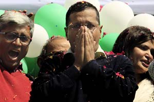 Aam Aadmi Party, AAP delhi, AAP 49 days, AAP news, arvind kejriwal, manish sisodia, BJP-AAP, AAP controversies, AAP promises, water subsidy in delhi