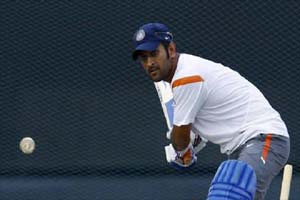 Mahendra Singh Dhoni, Cricket World Cup 2015, MS Dhoni cracks joke, MS Dhoni photojournalist