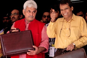 Rail Budget 2015, Rail Budget, Suresh Prabhu, Suresh Prabhu rail budget, Power Tariff, Rail Budget Rail Budget 2015, Rail Budget, Suresh Prabhu, Suresh Prabhu rail budget, Power Tariff, Rail Budget