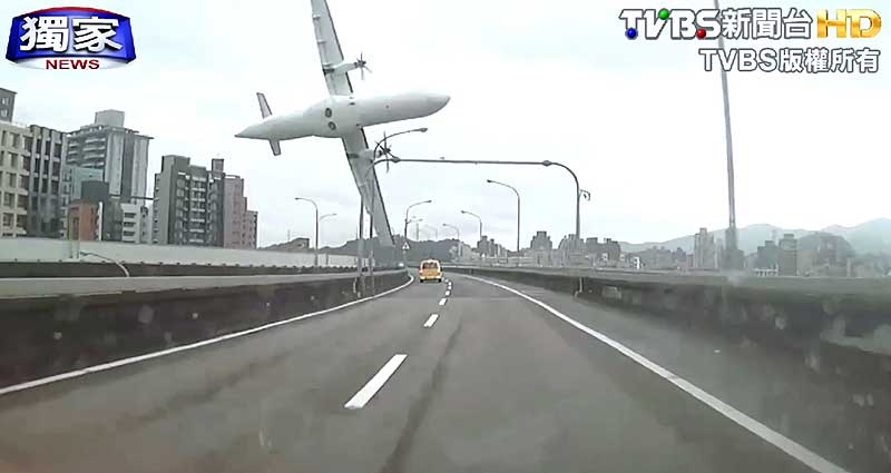 Taiwan plane crash, Taiwan plane crash images, Taiwan plane crash survivors, Taiwan plane crash pics, Taiwan crash, Taiwan crash images, Taiwan crash news