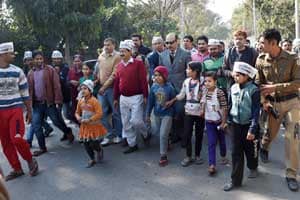 In poll ‘selfie videos’ AAP’s Arvind Kejriwal leads BJP’s Kiran Bedi