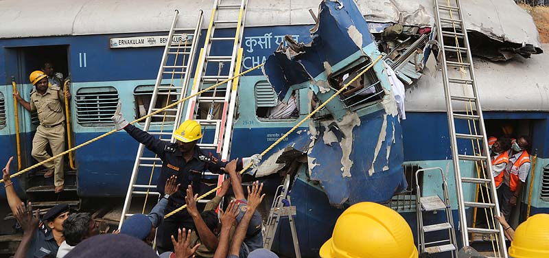 Bangalore, Bangalore trains mishap, Bangalore Ernakulam Inter City Express, Bangalore Ernakulam train crash, Train accident in Karnataka, Karnataka train derailment, Ernakulam, Bengaluru, Bengaluru trains