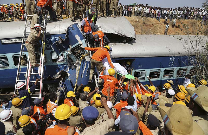 Bangalore, Bangalore trains mishap, Bangalore Ernakulam Inter City Express, Bangalore Ernakulam train crash, Train accident in Karnataka, Karnataka train derailment, Ernakulam, Bengaluru, Bengaluru trains
