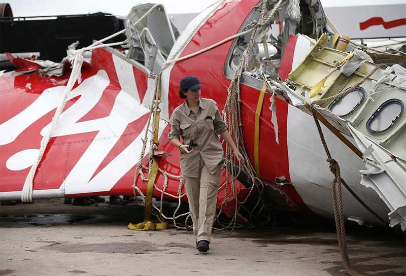 AirAsia, AirAsia Flight 8501, AirAsia crash, AirAsia images, AirAsia news