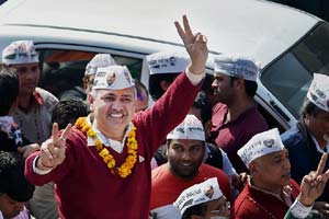 Aam Aadmi Party, Aam Aadmi Party Delhi, AAP Delhi govt, AAP probe, Sheila Dikshit, Sheila Dikshit AAP probe, Mukesh Ambani, Mukesh Ambani AAP Probe, Mukesh Ambani Reliance Industries, Manish Sisodia