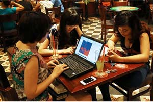 Valentine day, Valentine day gifts, online shoppers