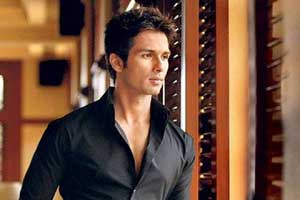 shahid kapoor, shahid kapoor marriage, shahid kapoor movie, shahid marriage, shahid kapoor news, shahid kapoor engagement, shahid kapoor age, shahid movie, shahid kapoor kareena, shahid kareena, shahid kapoor haider, bollywood news, india news