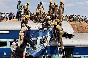 trains derail