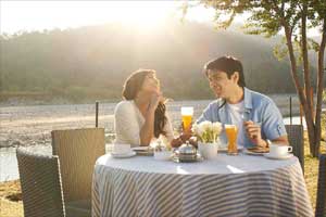 Going on a vacation is so much fun and a good break once in a while is the perfect tonic for the working person, but at the same time it can be counter-productive as it comes with a lot of expenditure. Going on a vacation is so much fun and a good break once in a while is the perfect tonic for the working person, but at the same time it can be counter-productive as it comes with a lot of expenditure.