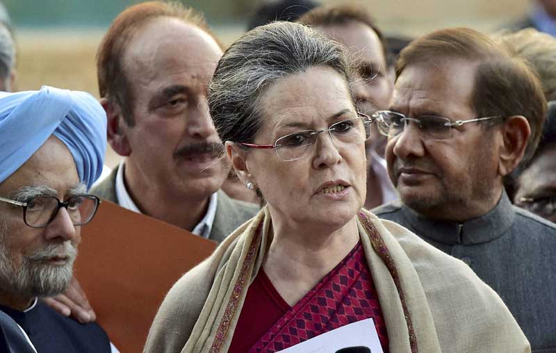 Smriti Irani, Smriti Irani news, Shashi Tharoor, Shashi Tharoor news, Ram Vilas Paswan, Sonia Gandhi, Manmohan Singh, L K Advani, Digvijay Singh