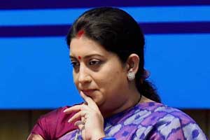 Smriti Irani, Smriti Irani news, Shashi Tharoor, Shashi Tharoor news, Ram Vilas Paswan, Sonia Gandhi, Manmohan Singh, L K Advani, Digvijay Singh