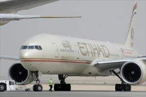Etihad Airways, Etihad Airways mumbai, Etihad Airways near miss, Etihad Airways flights, Emirates, Emirates flights, Emirates mumbai flight, Emirates near miss, Emirates airways, Mumbai airport, Mumbai near miss, Mumbai, Mumbai news, India news