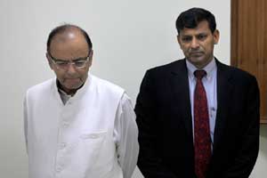 Arun Jaitley, Raghuram Rajan, RBI, Reserve Bank of India, RBI Act, repo rate, monetary policy Arun Jaitley, Raghuram Rajan, RBI, Reserve Bank of India, RBI Act, repo rate, monetary policy