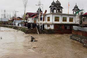 flood, flood alert, jhelum, jammu and kashmir, jammu and kashmir floods, jammu and kashmir news, rains, NDRF, NDRF Kashmir