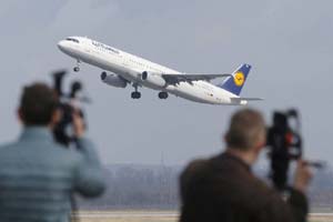 Germanwings, Germanwings co pilot, Germanwings plane crash, Airbus crash, airbus plane crash, Airbus A320 crash, Andreas Lubitz, France, France plane crash, world news