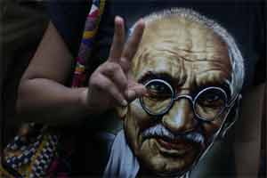 Mahatma Gandhi, Mahatma Gandhi granddaughter, Mahatma Gandhi Usha Gokani, Swachh Bharat Abhiyan, Swachh Bharat Abhiyan drive