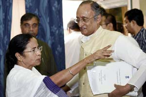 mamata banerjee, mamata banerjee news, union budget, union budget 2015, budget 2015, west bengal budget, trinamool congress mamata banerjee