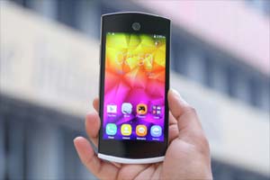 Micromax, Micromax Mobiles, Micromax Canvas Juice 2, Micromax Canvas Selfie, Micromax Canvas Selfie review, Micromax Canvas Selfie specs, Micromax Canvas Selfie price, latest Micromax phone, best micromax phone, Micromax selfie smartphone, Micromax Canvas Selfie flipkart, technology news