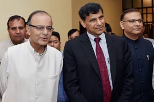 Arun Jaitley, Raghuram Rajan, RBI