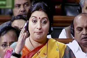 Arvind Kejriwal, Arvind Kejriwal darbar, Smriti Irani, Arvind Kejriwal darbar agenda, Arvind Kejriwal janta darbar, Smriti Irani row, arvind kejriwal Smriti Irani, Arvind Kejriwal aids worker