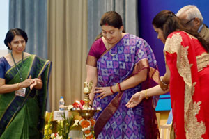 Smriti Irani, smriti irani news, smriti irani education, smriti irani education qualification, HRD Minister smriti irani, women scientists, DRDO's women scientists, girl education, women empowerment