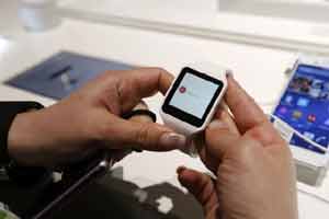 Sony SmartWatch 3, sony smartwatch 3 price in india, sony smartwatch 3 price, sony smartwatch 3 india, sony smartwatch 3 review