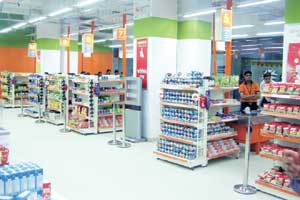 Shashwat Goenka, spencers, spencers retail, Spencer’s Retail, Sanjiv Goenka