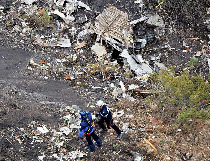 airbus a320, airbus a320 crash, airbus crash, airbus plane crash, airbus a320neo, airbus a320 crash france, airbus a320 germanwings, france plane crash, Greenwings plane crash, Greenwings Flight 4U 9525, photo gallery, airbus a320 crash pictures, airbus a320 crash photos