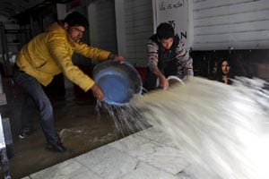 flood, flood alert, jhelum, jammu and kashmir, jammu and kashmir floods, jammu and kashmir news, rains, flood alert in jammu and kashmir, NDRF