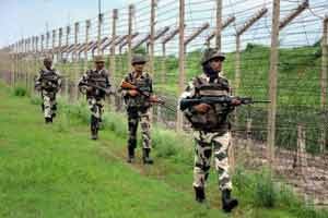 Jammu and Kashmir, samba, Jammu and Kashmir firing, samba firing, army camp samba, Suspected militants samba, Suspected militants jk, jk attack, jammu & kashmir attack