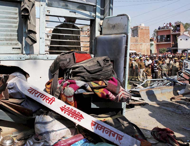 Rae Bareli, Rae Bareli train accident, Rae Bareli train accident toll, Dehradun-Varanasi Janta Express, UP train accident, Suresh Prabhu