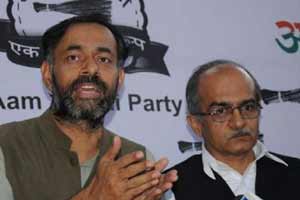 Aam Aadmi Party, Arvind Kejriwal, Arvind Kejriwal news, Prashant Bhushan, Yogendra Yadav, Swaraj Samvad, Political Affairs Committee, PAC, PAC meeting, aap party, aap news