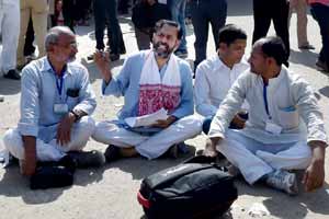 aam aadmi party, aam aadmi party twitter, Aam Aadmi Party Delhi, Arvind Kejriwal, Arvind Kejriwal news, Yogendra Yadav, Yogendra Yadav aap, Yogendra Yadav news, Prashant Bhushan, aap party, aap news, aap delhi, aap party twitter