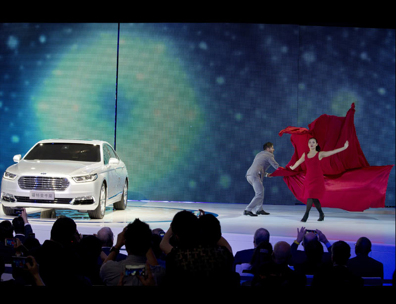 Nissan Lannia, Ford Taurus, Mercedes Benz F015 Luxury, mercedes Benz, Lifan X70 SUV, toyota, ES 300h, FNR electric self-driving concept, Buick AVenir, Chevrolet Malibu, Shanghai International Automobile Industry Exhibition, China