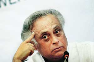 Jairam Ramesh, Jairam Ramesh land bill, narendra modi, Jairam Ramesh congress, Jairam Ramesh Rahul Gandhi, rahul gandhi Jairam Ramesh, Jairam Ramesh land bill, narendra modi, Jairam Ramesh congress, Jairam Ramesh Rahul Gandhi, rahul gandhi