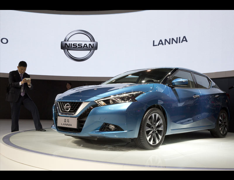 Nissan Lannia, Ford Taurus, Mercedes Benz F015 Luxury, mercedes Benz, Lifan X70 SUV, toyota, ES 300h, FNR electric self-driving concept, Buick AVenir, Chevrolet Malibu, Shanghai International Automobile Industry Exhibition, China