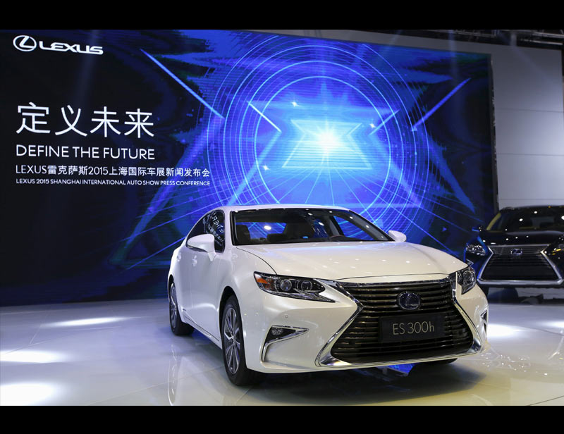 Nissan Lannia, Ford Taurus, Mercedes Benz F015 Luxury, mercedes Benz, Lifan X70 SUV, toyota, ES 300h, FNR electric self-driving concept, Buick AVenir, Chevrolet Malibu, Shanghai International Automobile Industry Exhibition, China