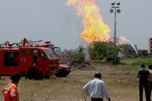 ONGC, ONGC Surat, ONGC gas pipeline fire, ONGC fire, ONGC Gujarat, ONGC gas, Olpad town, ONGC crisis team